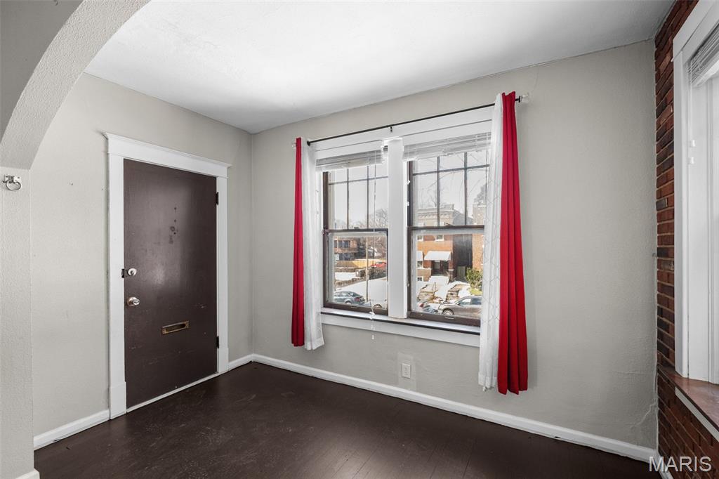 4338 Oregon Avenue St. Louis, MO 63111 - Photo 4 of 23