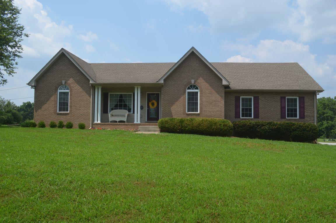 2790 Woods Road Springfield, TN 37172 - Photo 1 of 30 a front view of house with yard and green space