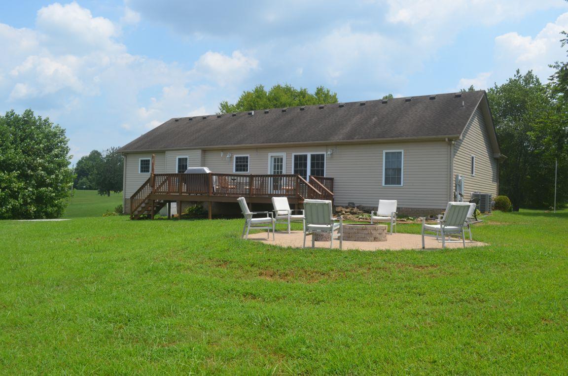 2790 Woods Road Springfield, TN 37172 - Photo 22 of 30 a front view of house with yard and green space