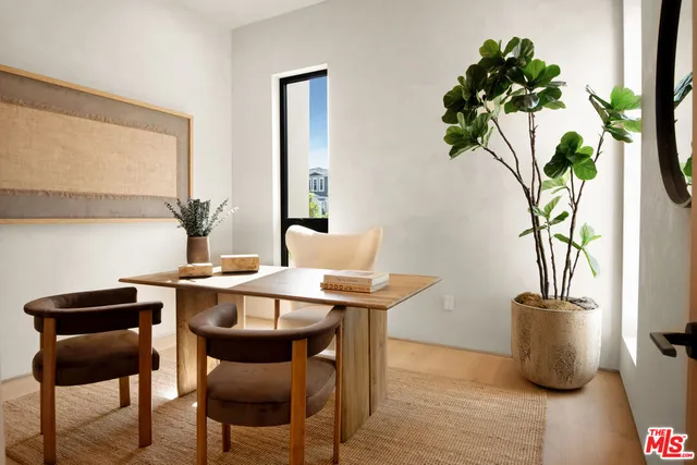 $3,395,000 | 4500 Calhoun Avenue, Sherman Oaks, CA 91423