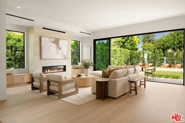 $3,395,000 | 4500 Calhoun Avenue, Sherman Oaks, CA 91423