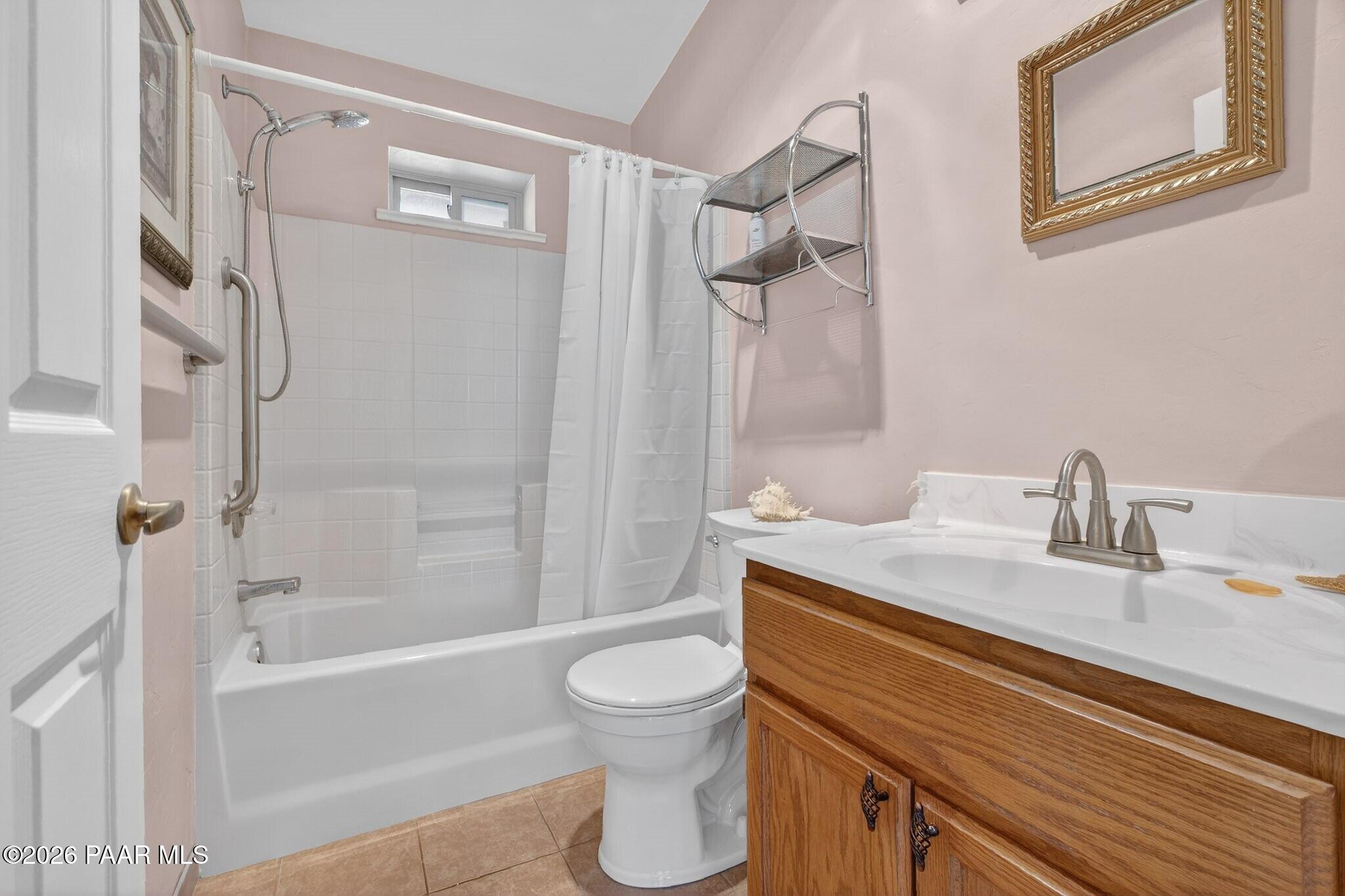 277 Jacob Lane Prescott, AZ 86303 - Photo 11 of 35 Bathroom