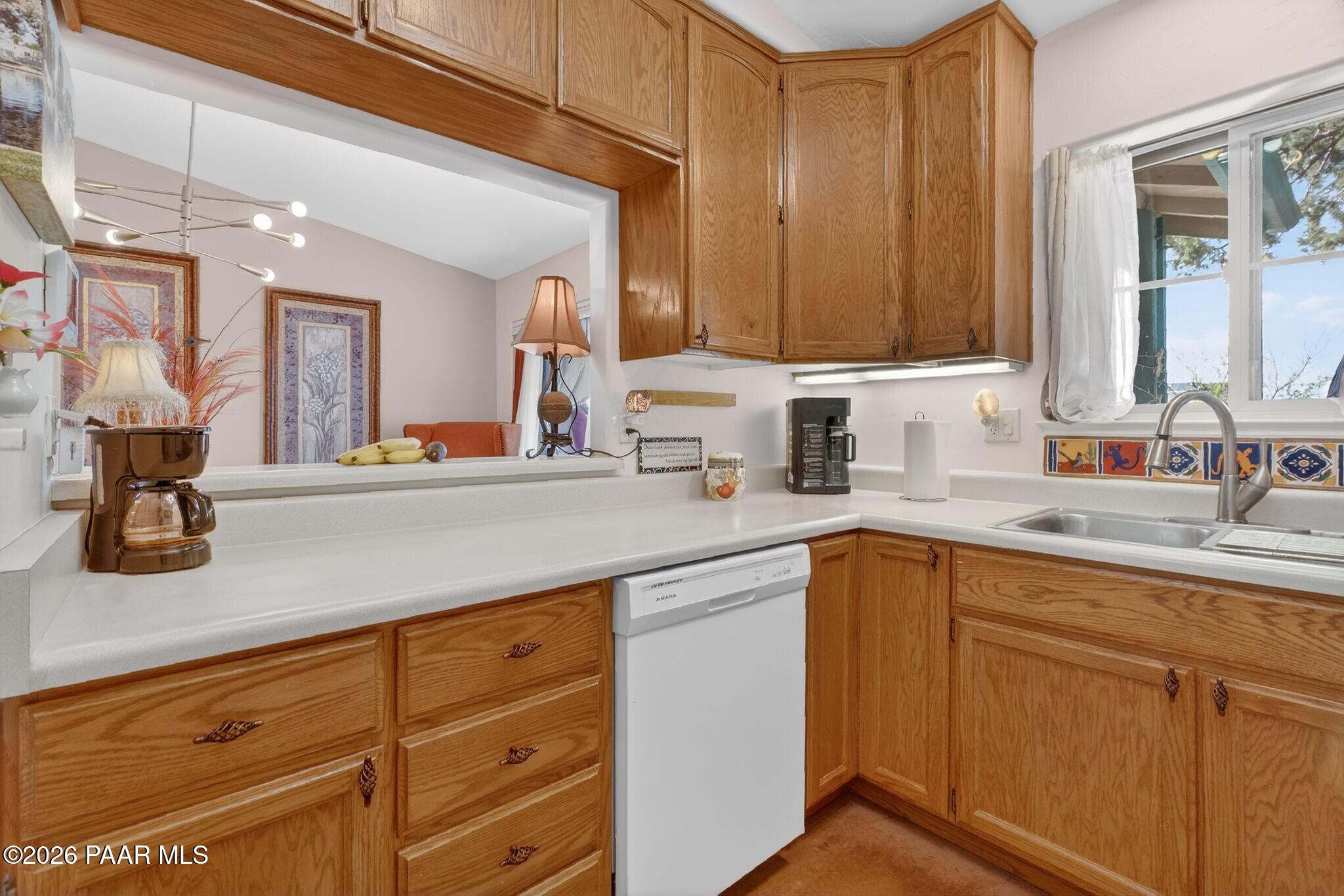 277 Jacob Lane Prescott, AZ 86303 - Photo 6 of 35 Kitchen