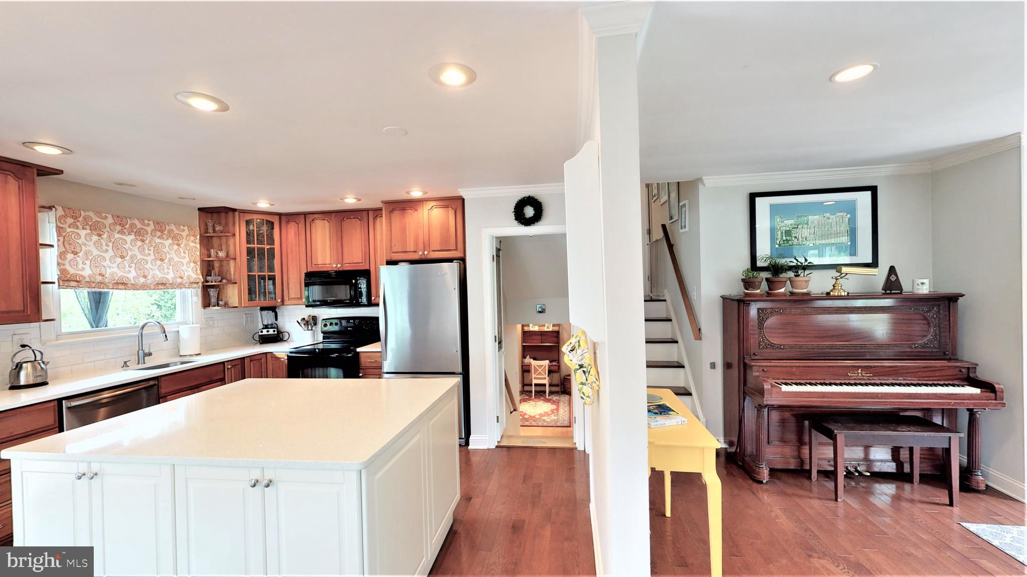 106 Devon Road Chalfont, PA 18914 - Photo 13 of 75 Gallery Image 13