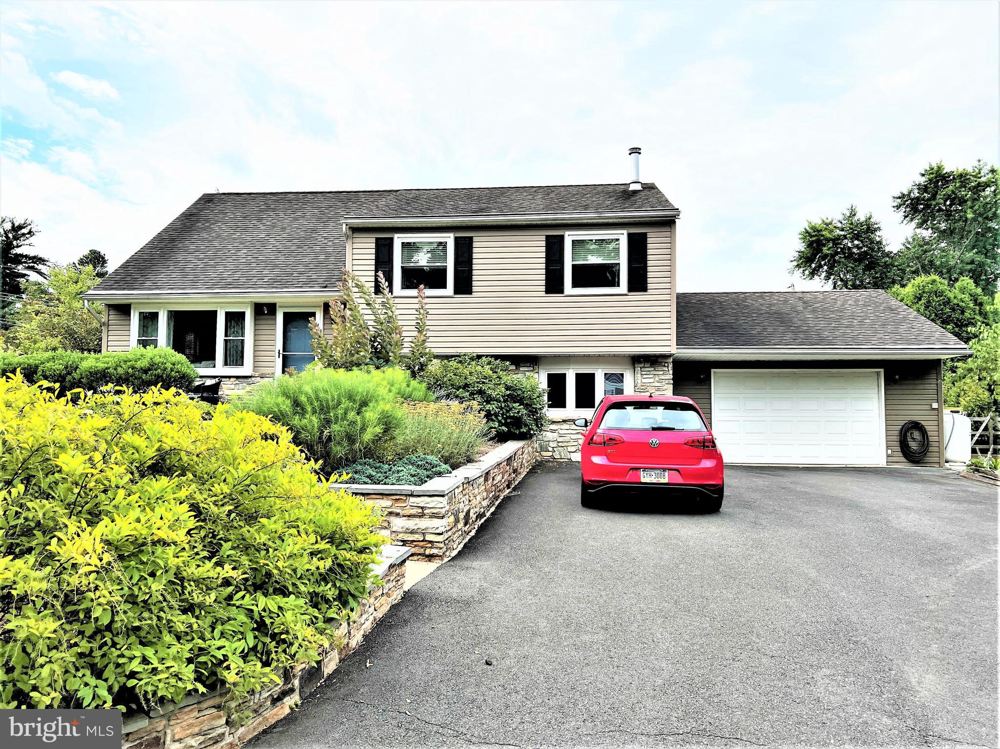 106 Devon Road Chalfont, PA 18914 - Photo 2 of 75 Gallery Image 2