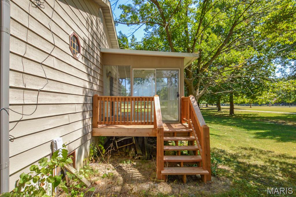 2129 Clover Leaf School Road Belleville, IL 62223 - Photo 16 of 42 Gallery Image 16
