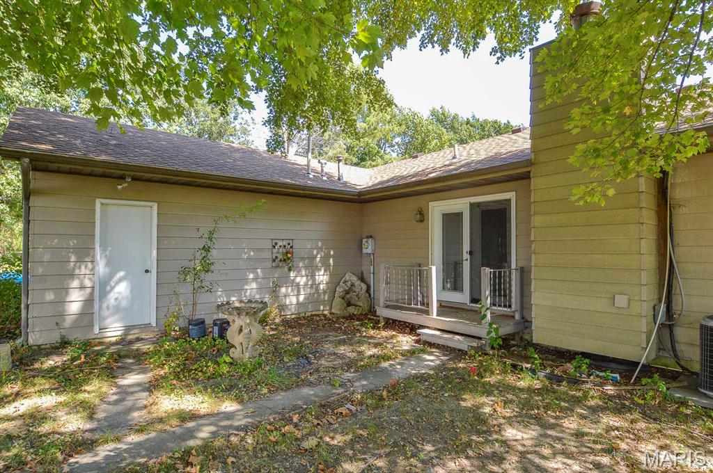 2129 Clover Leaf School Road Belleville, IL 62223 - Photo 17 of 42 Gallery Image 17