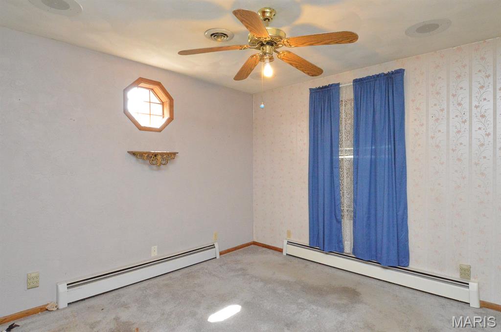 2129 Clover Leaf School Road Belleville, IL 62223 - Photo 36 of 42 Gallery Image 36