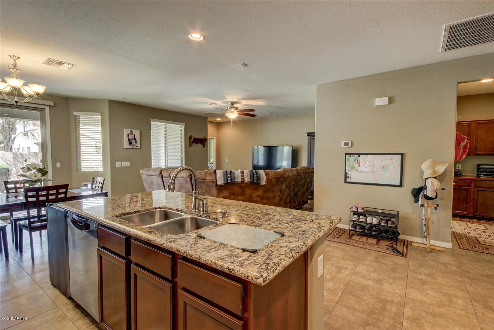 4502 East Blue Sage Road Gilbert, AZ 85297 - Photo 7 of 30 Sage Blue (11)