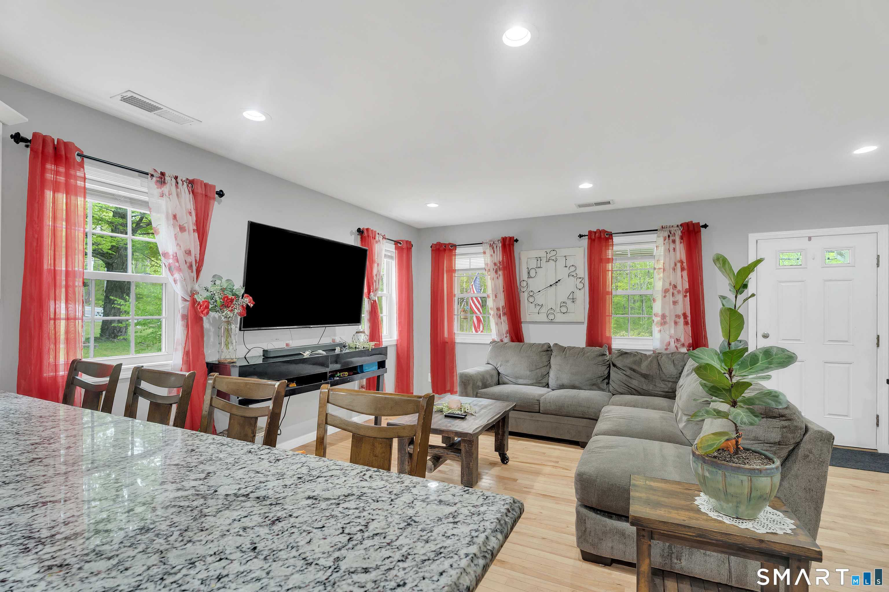 680 Killingworth Road Haddam, CT 06441 - Photo 7 of 31