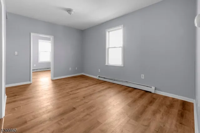 $2,100 | 95 1st Street, Unit 2, Elizabeth Port, NJ 07206