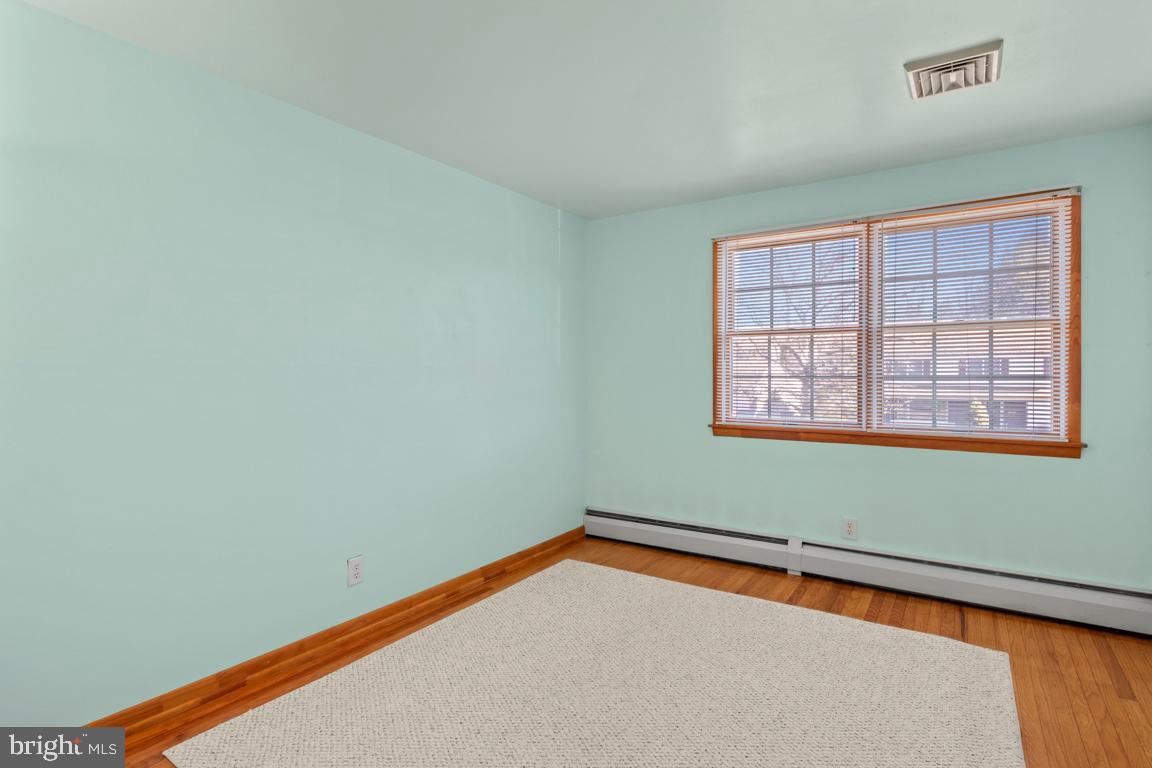 1538 Windmill Road Warminster, PA 18974 - Photo 25 of 32