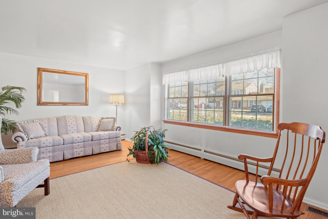 1538 Windmill Road Warminster, PA 18974 - Photo 9 of 32 Lots of natural light in the living room