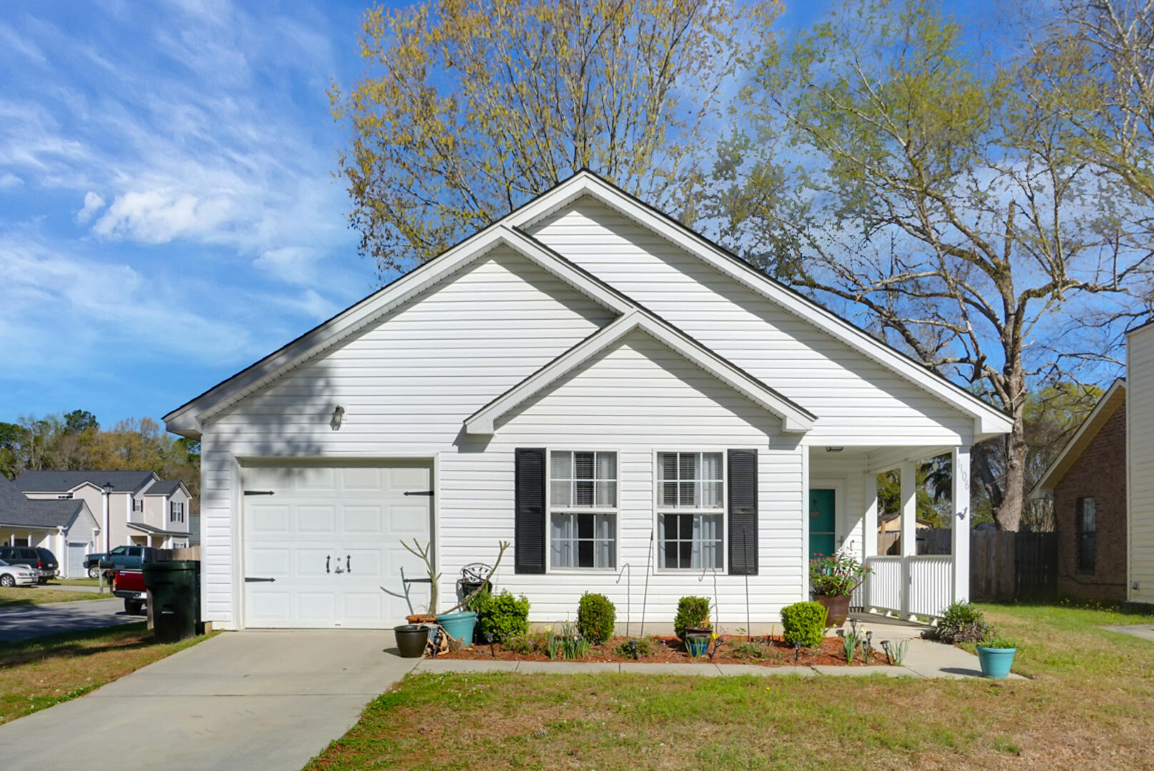 1106 Douglas Wayne Road Summerville, SC 29486 - Photo 4 of 46 DSC08231