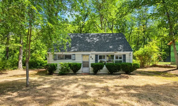 $209,000 | 10 Myrna Drive, Marlborough, CT 06447