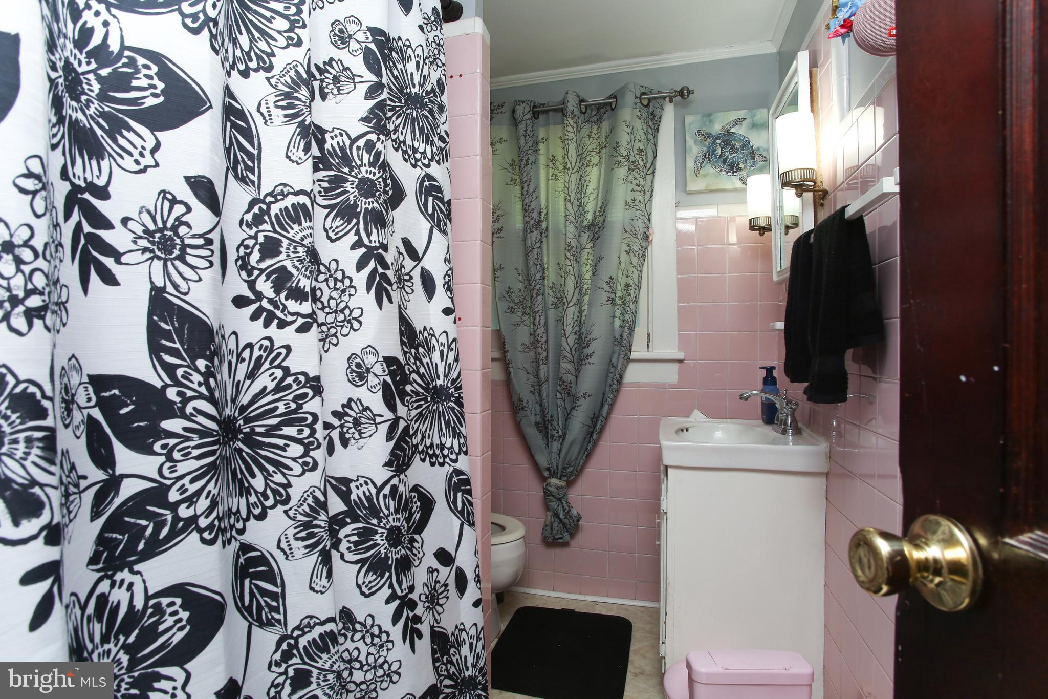 135 Edison Furlong Road Doylestown, PA 18901 - Photo 14 of 24 Bathroom