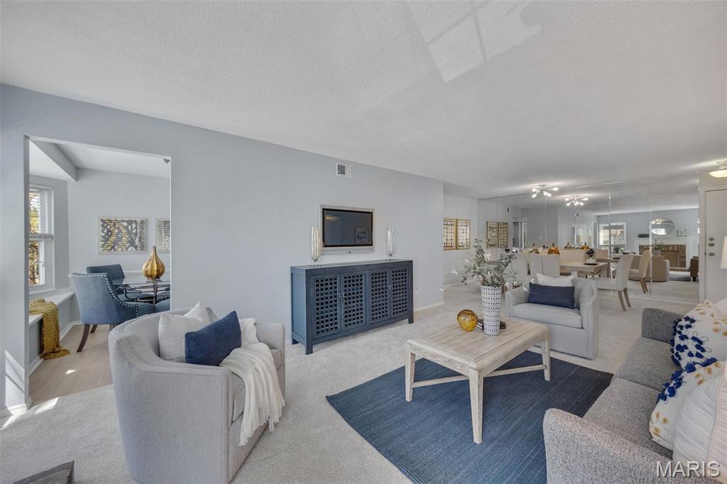 970 North Spoede Road, Unit 32 St. Louis, MO 63146 - Photo 12 of 23 Gallery Image 12