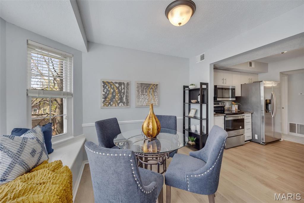 970 North Spoede Road, Unit 32 St. Louis, MO 63146 - Photo 14 of 23 Gallery Image 14
