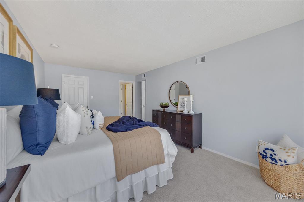 970 North Spoede Road, Unit 32 St. Louis, MO 63146 - Photo 19 of 23 Gallery Image 19