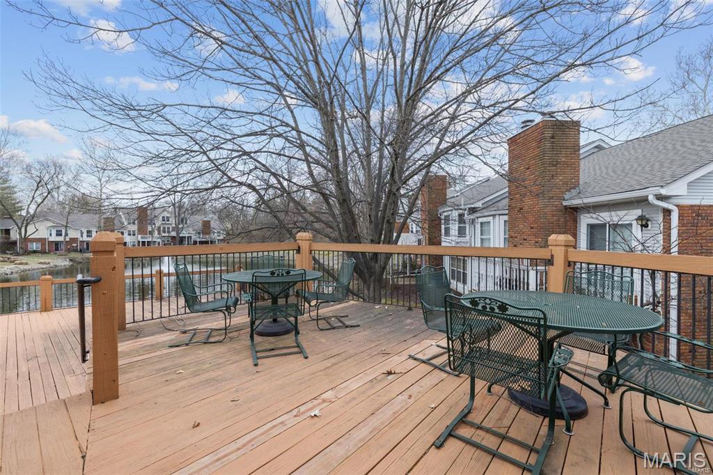 970 North Spoede Road, Unit 32 St. Louis, MO 63146 - Photo 2 of 23 Gallery Image 2