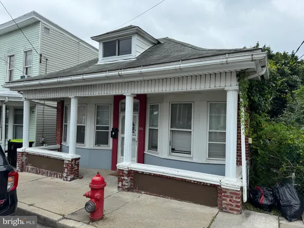 $1,100 | 521 West Race Street, Pottsville, PA 17901
