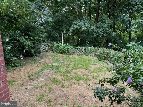 $1,100 | 521 West Race Street, Pottsville, PA 17901