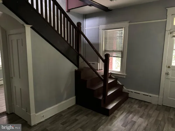 $1,100 | 521 West Race Street, Pottsville, PA 17901