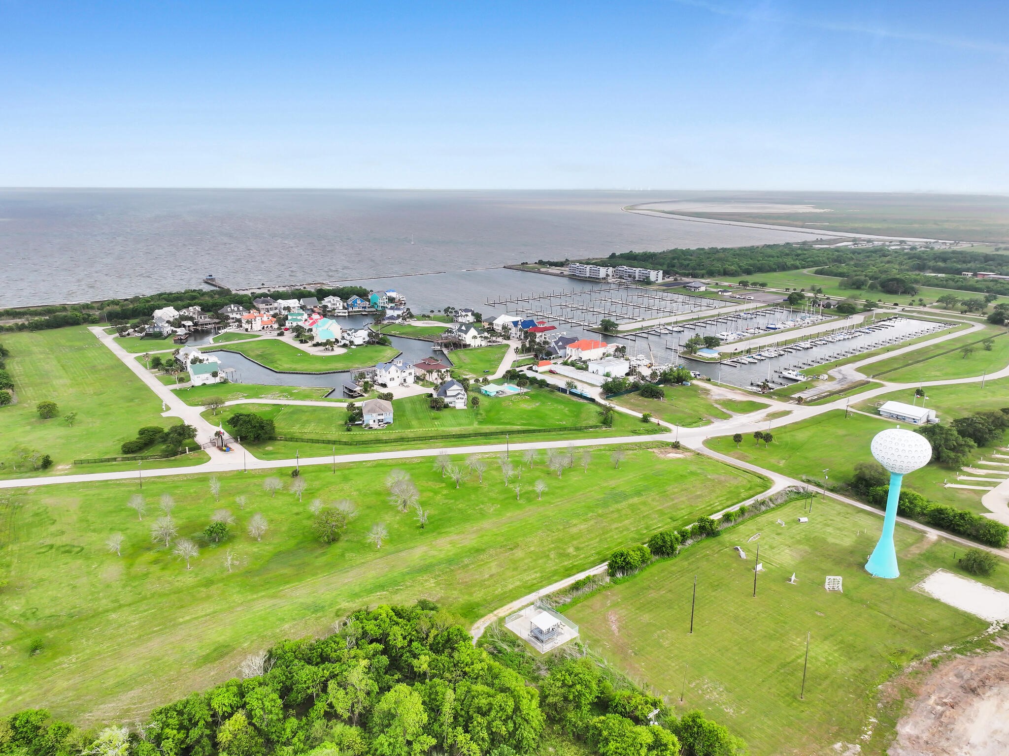 501 Southwind Port Arthur, TX 77640 - Photo 26 of 33 a view of a tennis ground