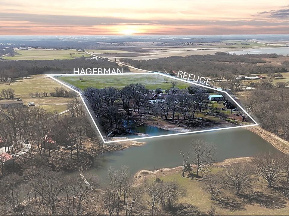 7146 Refuge Road Pottsboro, TX 75076 - Photo 36 of 39 a view of a ocean with a building