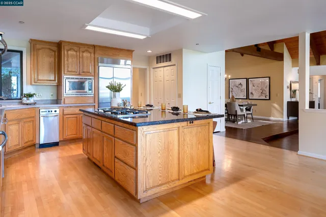 $1,728,888 | 59 A Saddle Road, Walnut Creek, CA 94595