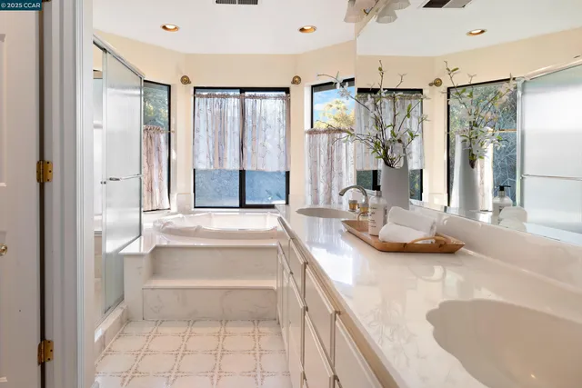 $1,728,888 | 59 A Saddle Road, Walnut Creek, CA 94595