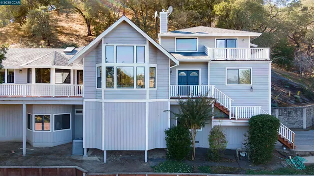 $1,728,888 | 59 A Saddle Road, Walnut Creek, CA 94595