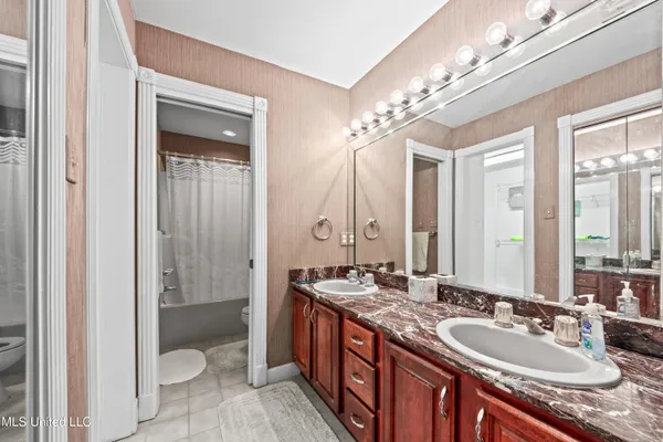 $299,500 | 526 North 2nd Street, Bay St. Louis, MS 39520