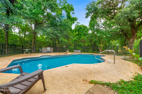 $299,500 | 526 North 2nd Street, Bay St. Louis, MS 39520