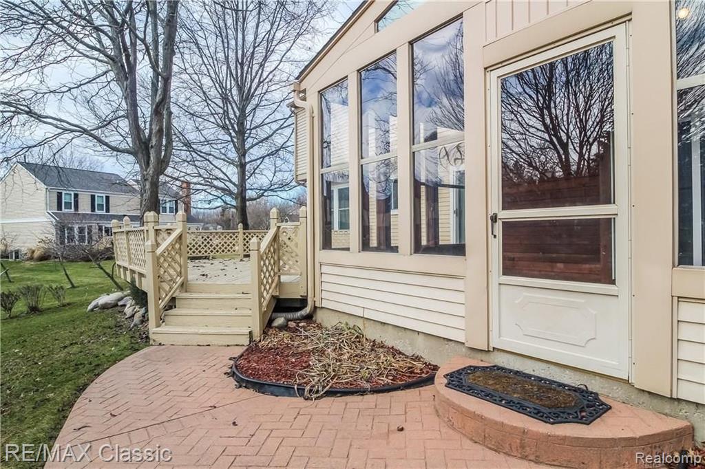 2247 Stonington Lane Rochester, MI 48306 - Photo 28 of 28