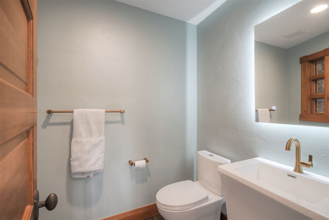 19 S Road Breckenridge, CO 80424 - Photo 10 of 32 Gallery Image 10