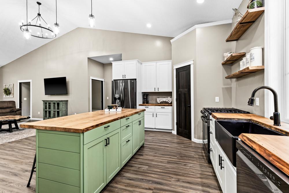 83 Beare Road Esko, MN 55733 - Photo 1 of 1 Gallery Image 1
