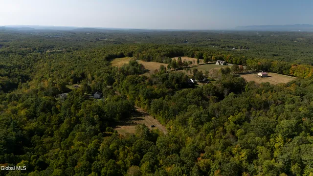 $279,900 | 56 High Meadow Road, Poestenkill, NY 12018