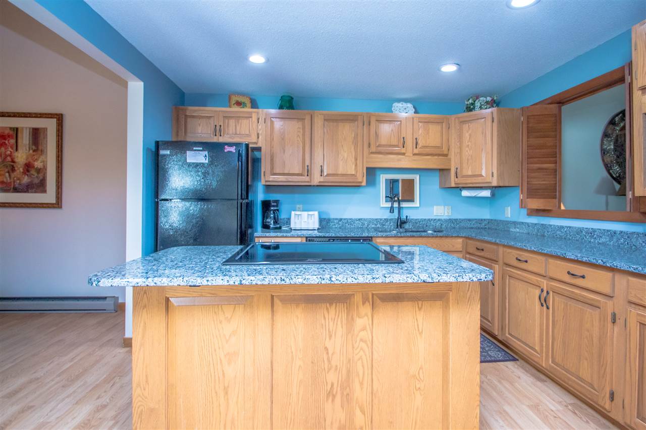 146 Stonehurst Manor Road, Unit 12C Conway, NH 03860 - Photo 6 of 35