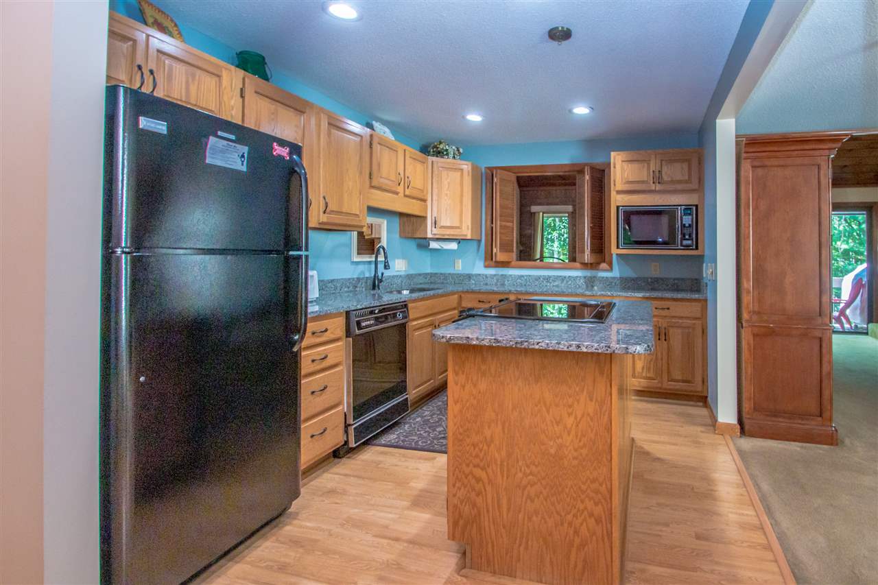 146 Stonehurst Manor Road, Unit 12C Conway, NH 03860 - Photo 8 of 35