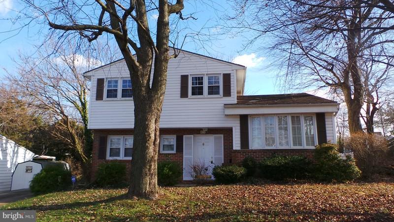 417 Madingley Road Linthicum, MD 21090 - Photo 2 of 19 Exterior (Front)