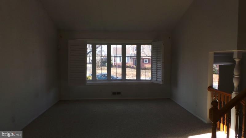 417 Madingley Road Linthicum, MD 21090 - Photo 12 of 19 Interior (General)