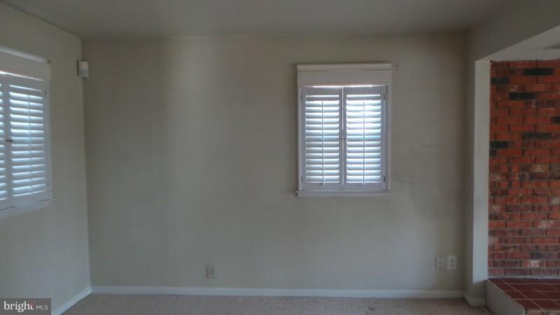 417 Madingley Road Linthicum, MD 21090 - Photo 7 of 19 Interior (General)