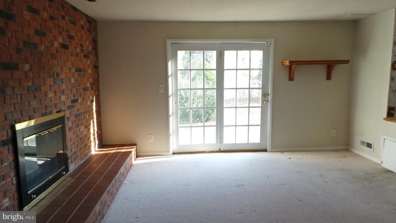 417 Madingley Road Linthicum, MD 21090 - Photo 9 of 19 Interior (General)