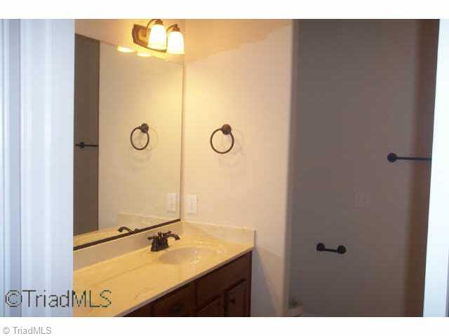 358 Mountain View Road King, NC 27021 - Photo 6 of 9 Other. Bathroom