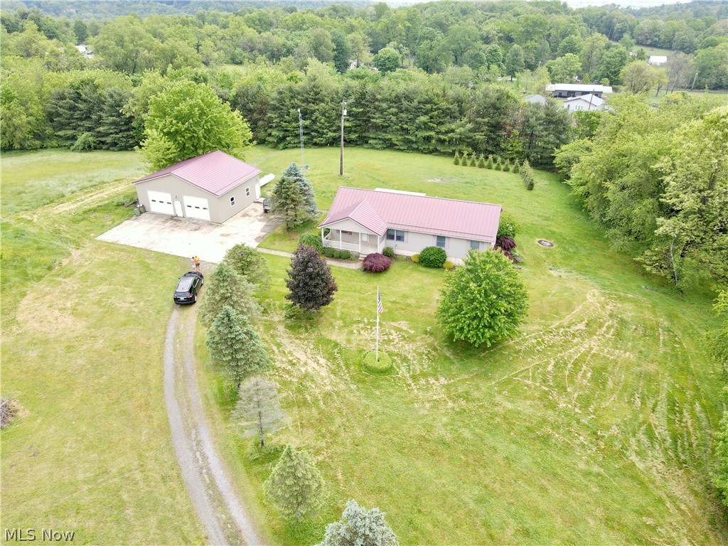49222 Taylor Road Negley, OH 44441 - Photo 3 of 49