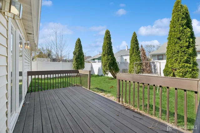 a picture of a room with lots of cabinet