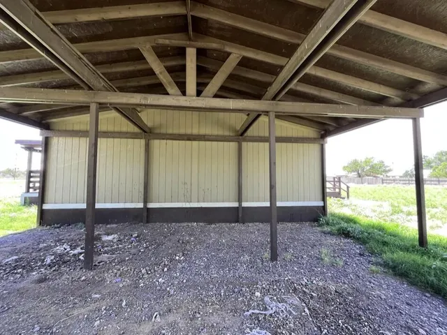 $149,999 | 107 Grant Street, Smyer, TX 79367