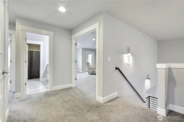 $925,000 | 6610 232nd Avenue East, Buckley, WA 98321