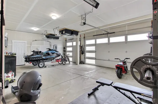 $925,000 | 6610 232nd Avenue East, Buckley, WA 98321